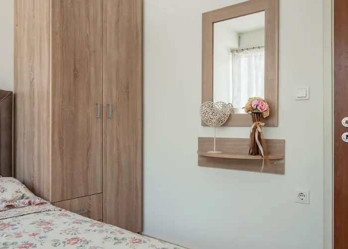 Jane Hriszí Aktí Haniá